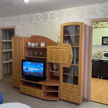 Apartment On Kommunisticheskaya, 14 โปลอตสก์ ภายนอก รูปภาพ